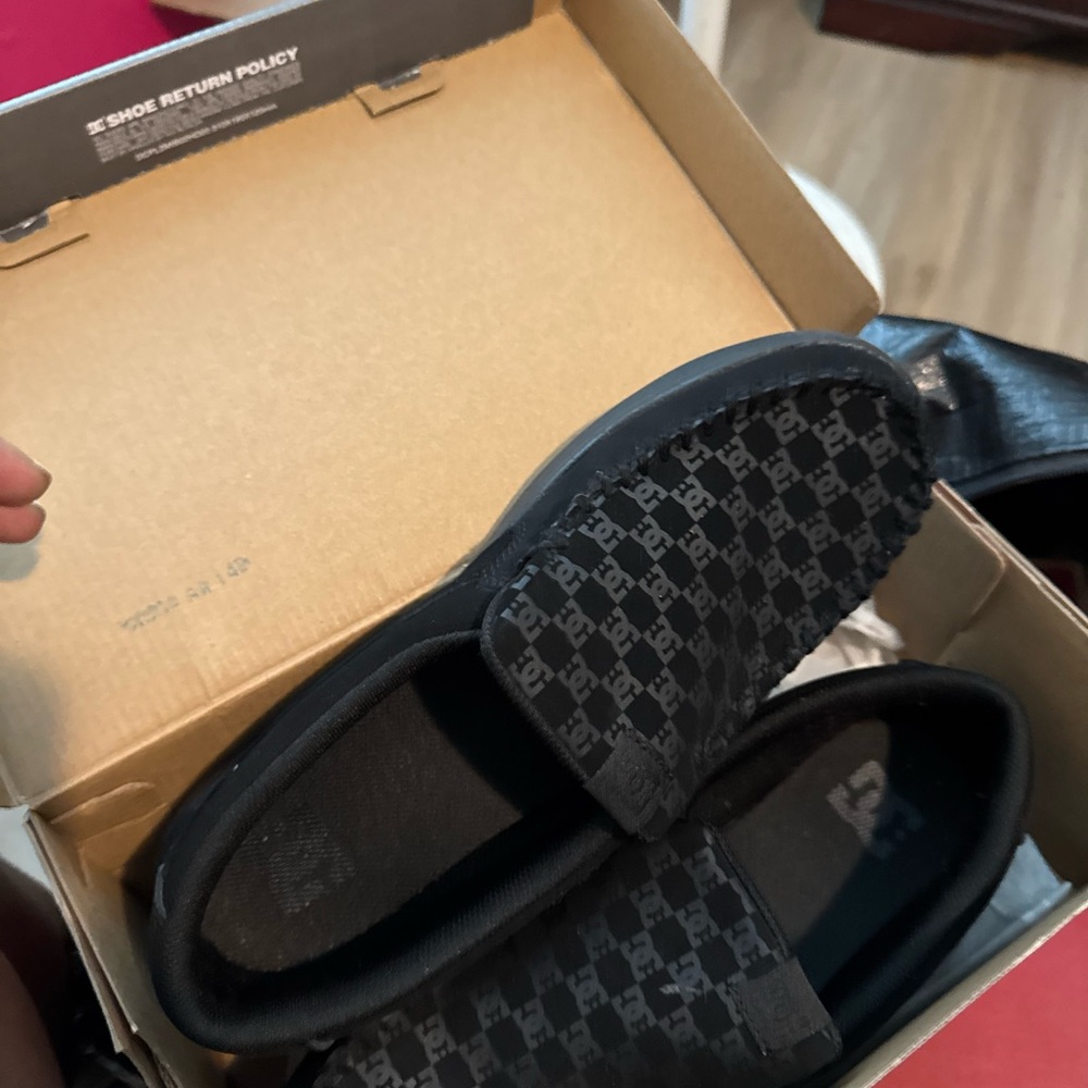 DC Men's Black Patterned Slip-On Loafers